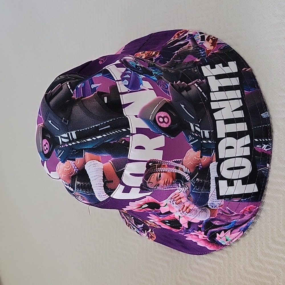 Fortnite Colorful Hat Bahamas